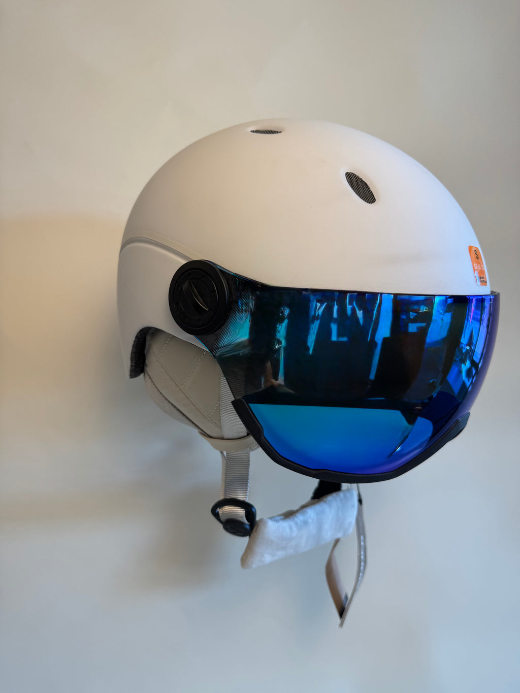 Kask narciarski SINNER Titan Visor Matte White