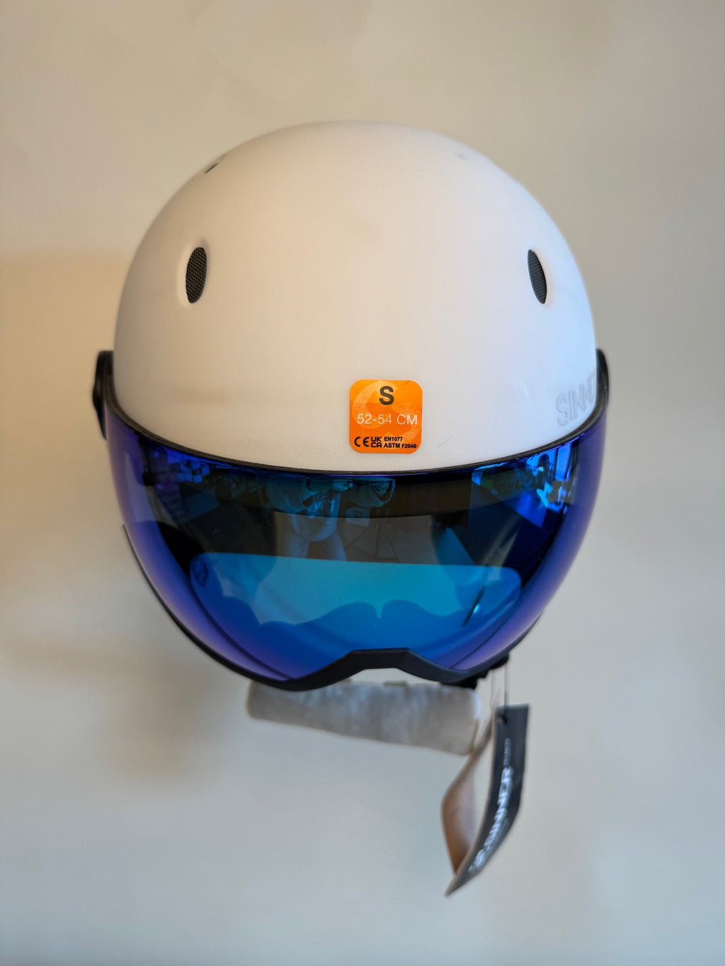 Kask narciarski SINNER Titan Visor Matte White