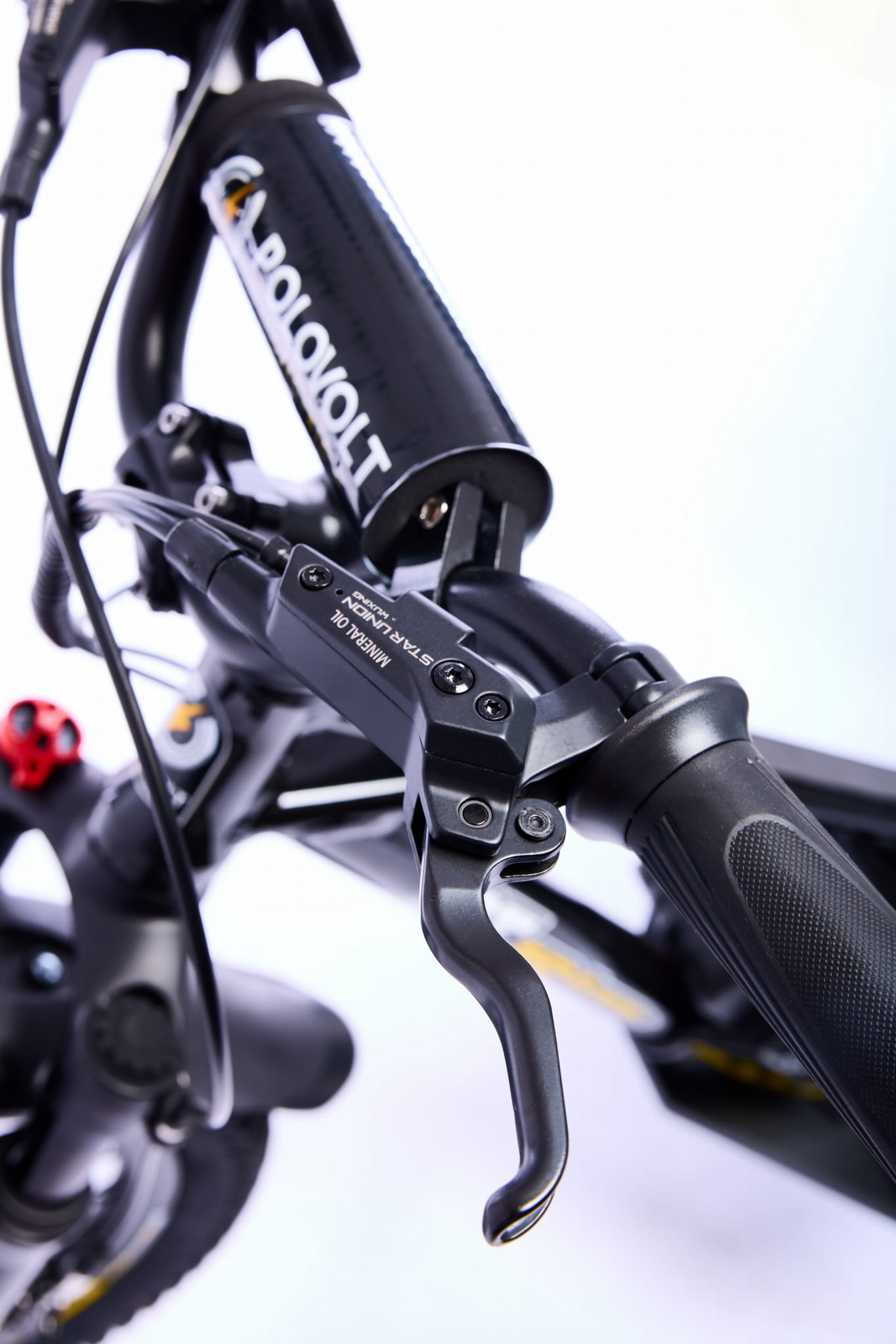 Polovolt ST-16 EXTREME (czarny i biały)